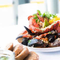 RESTAURANTE LA PARRILLADA